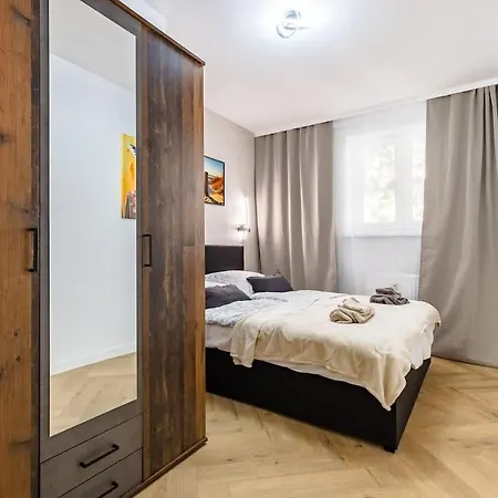 Old Town Urban Loft - With Parking