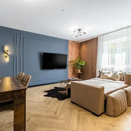 Old Town Urban Loft - With Parking * Pressburg