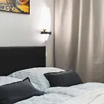 Old Town Urban Loft - With Parking Apartmán