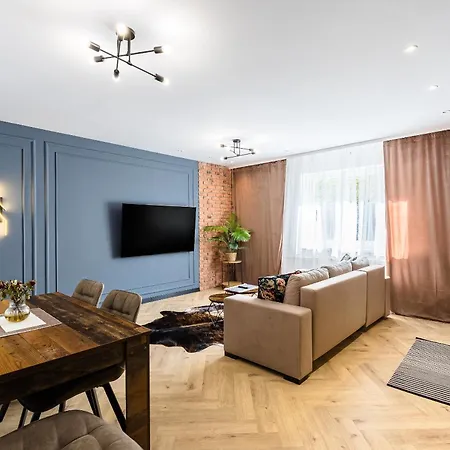 Old Town Urban Loft - With Parking Apartment Bratislava