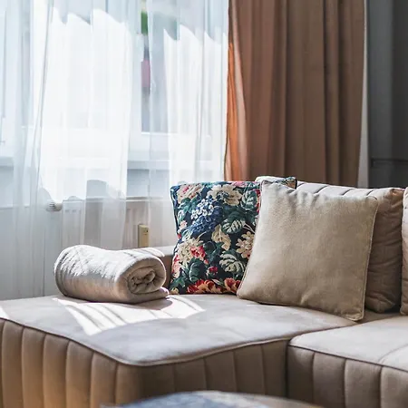 Old Town Urban Loft - With Parking Bratislava